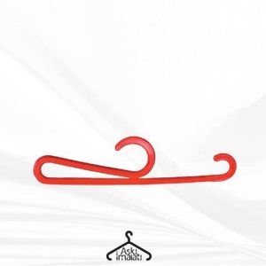 Kırmızı çorap askısı